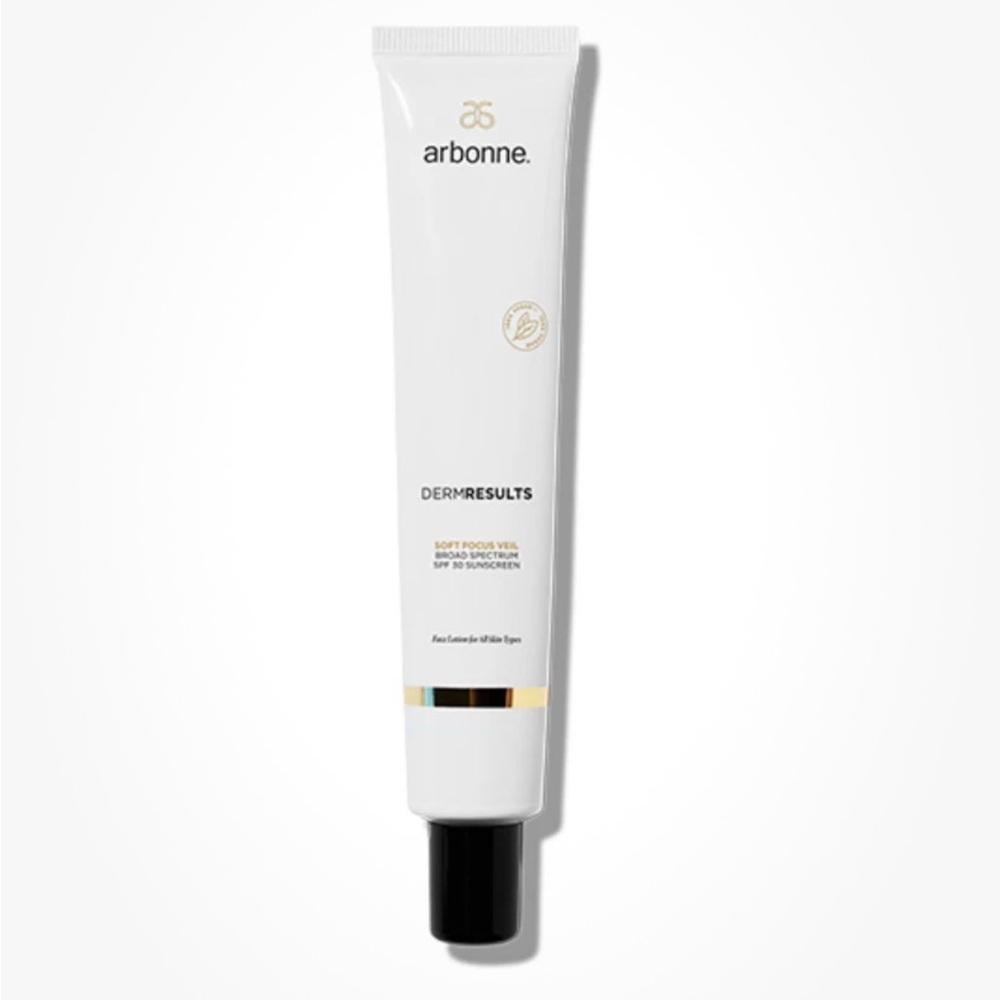 Arbonne DermResults Soft Focus Veil SPF 30 - White and Black